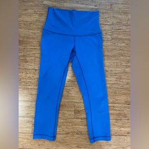 Lululemon Wunder Under High Rise Crop in Pipe Dream Blue- Size 6